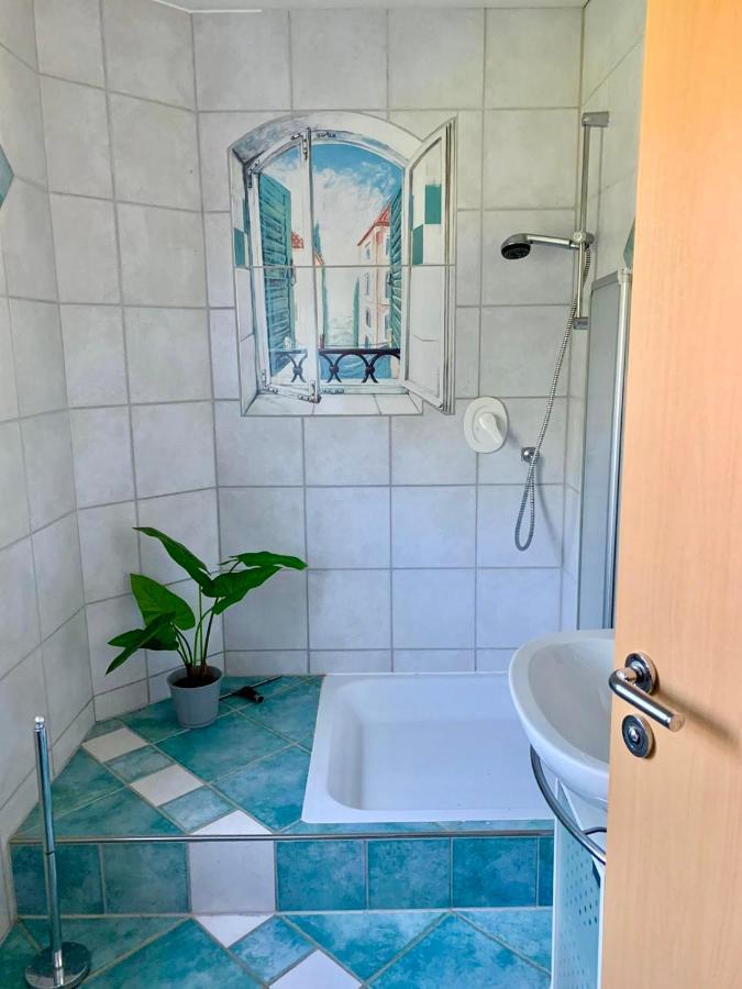 Ferienwohnung Haus Am See Ewighausen Екстериор снимка